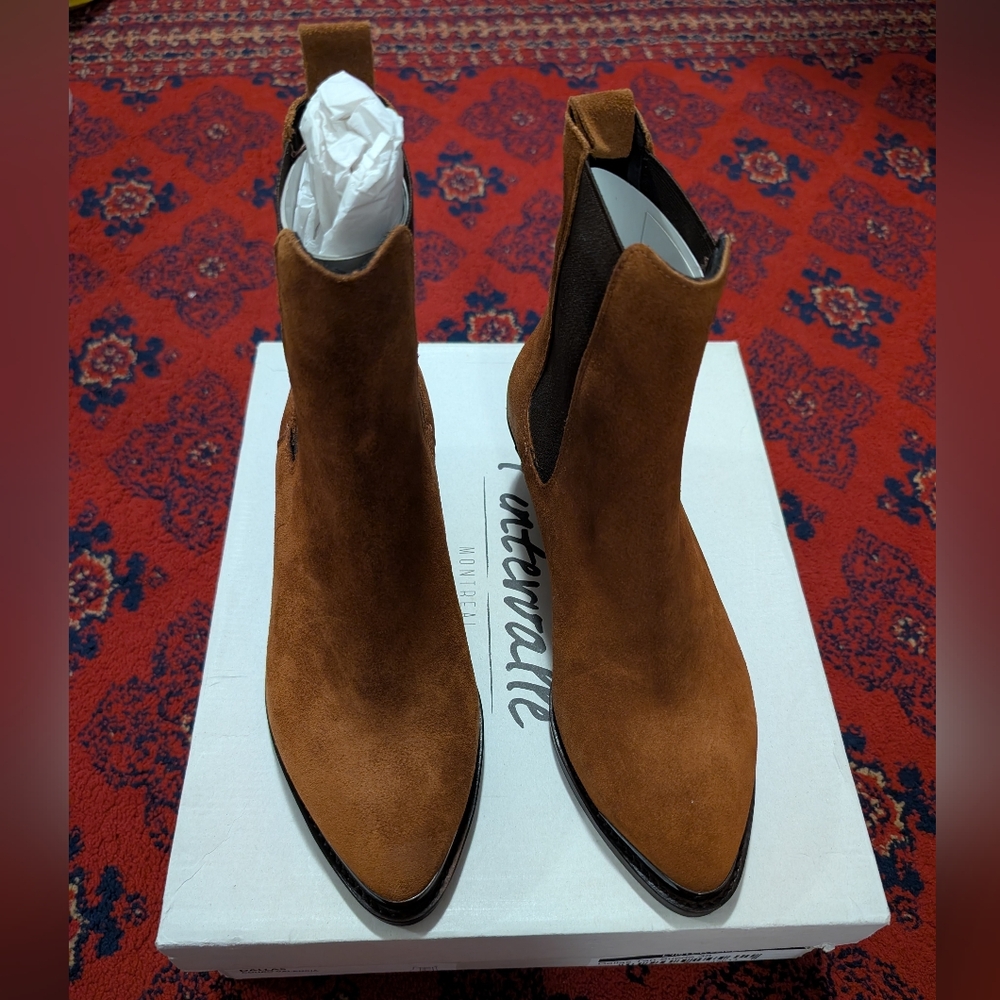 L'INTERVALLE Rich Brown Suede Low Heeled Booties